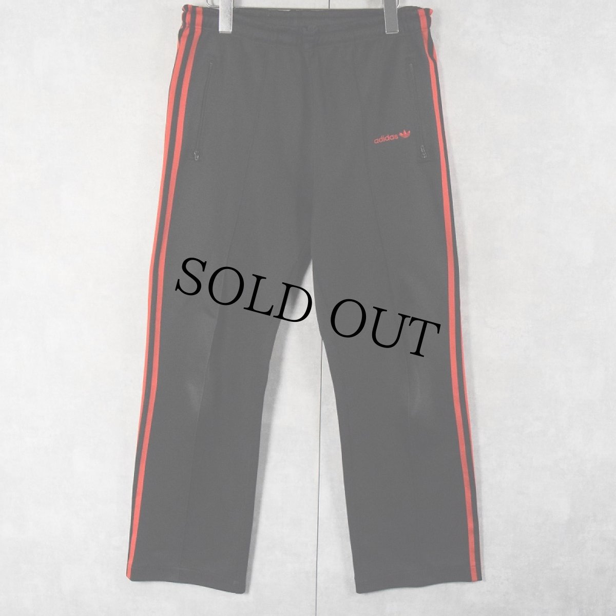 画像1: 【SALE】 80's adidas TAIWAN製 ロゴ刺繍 サイドライン トラックパンツ BLACK M (1)