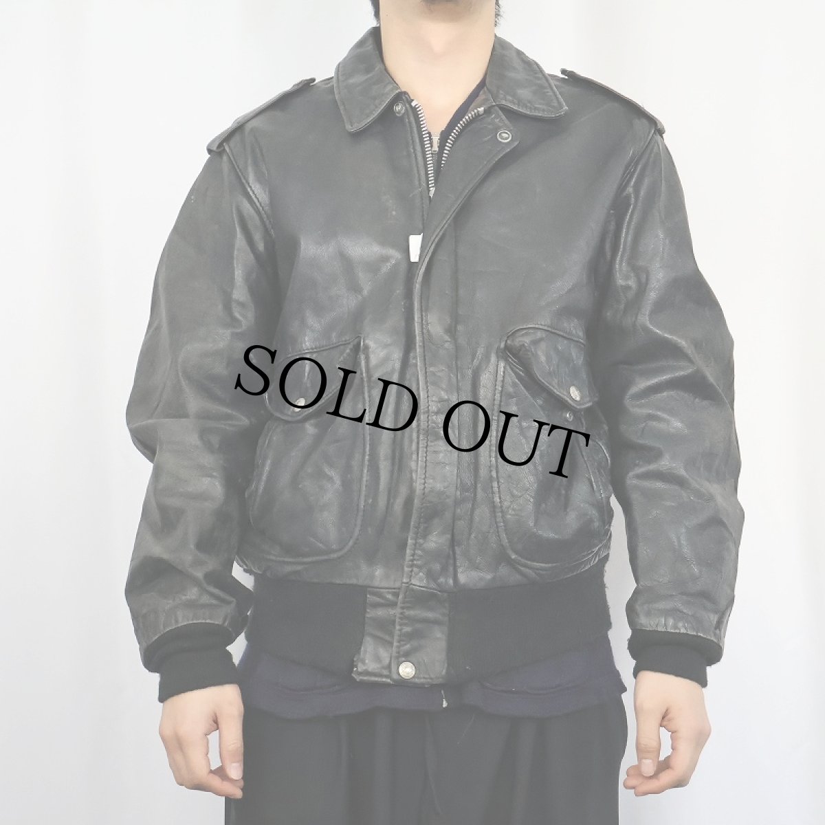 画像2: 70's〜 "A-2 TYPE" レザーフライトジャケット BLACK (2)