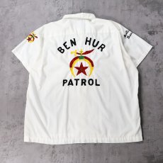 画像1: 70's HILTON USA製 "BEN HUR PATROL" シュライナーズ チェーン刺繍 コットンボーリングシャツ XL (1)