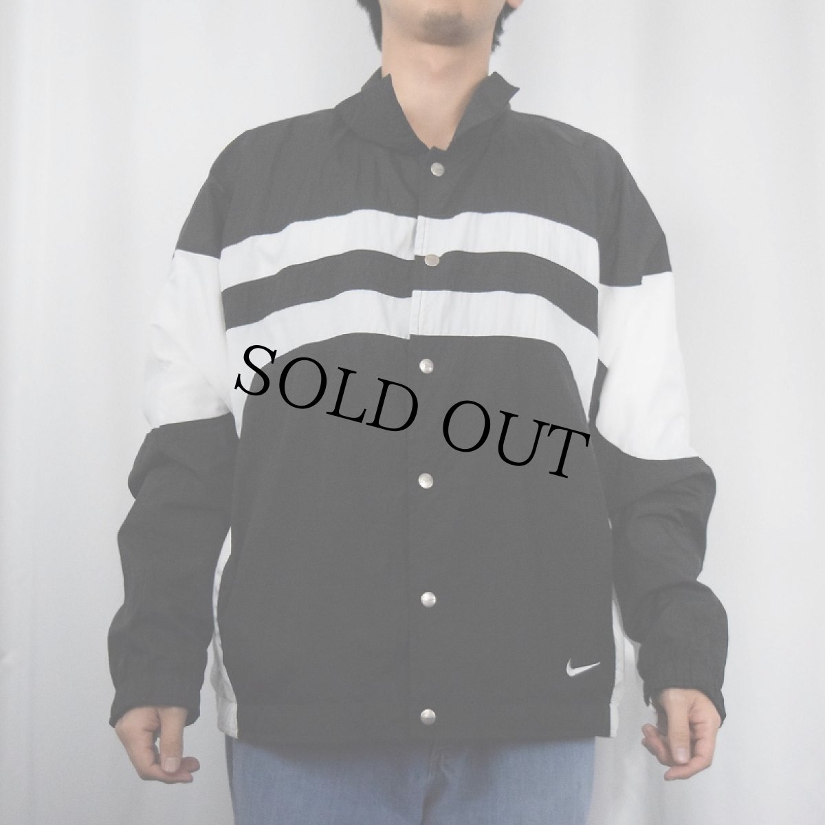 画像2: 90〜2000's NIKE 切り替えデザイン ナイロン×ポリエステル コーチジャケット M (2)