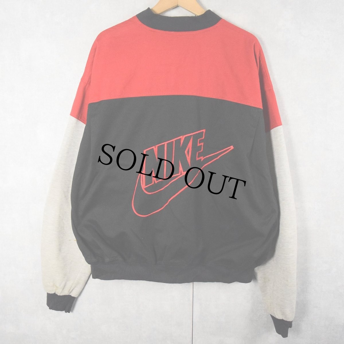 画像2: 90's NIKE 銀タグ "NIKETOWN CHICAGO" ロゴ刺繍 切り替えデザイン コットンジャケット XL (2)