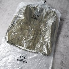 画像2: CP Company x Adidas ITALY製 EXPLORER JACKET XL (2)