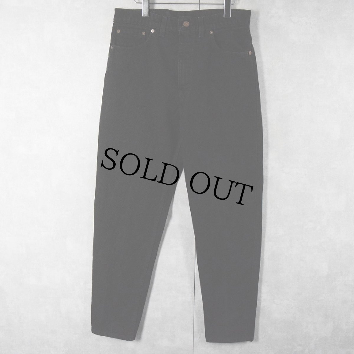 画像1: 90's Levi's 550 TAPERED LEG RELAXED FIT USA製 "サルファブラック" ブラックデニムパンツ W32 (1)
