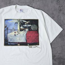 画像1: 90's SALVADOR DALI USA製 "Living Still Life" アートプリントTシャツ MINT CONDITION XL (1)