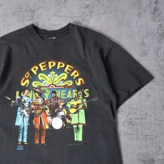 画像1: 1992 THE BEATLES "Sgt Pepper's Lonely Hearts Club Band" ロックバンドアルバムTシャツ (1)