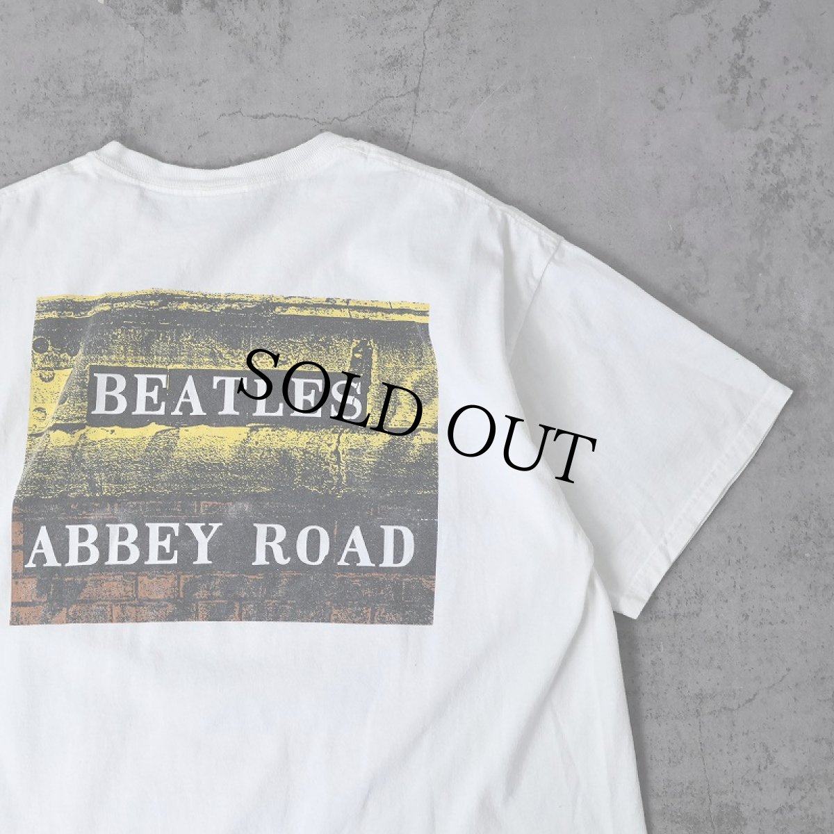 画像2: 2008 THE BEATLES "ABBEY ROAD" ロックバンドアルバムTシャツ XL (2)