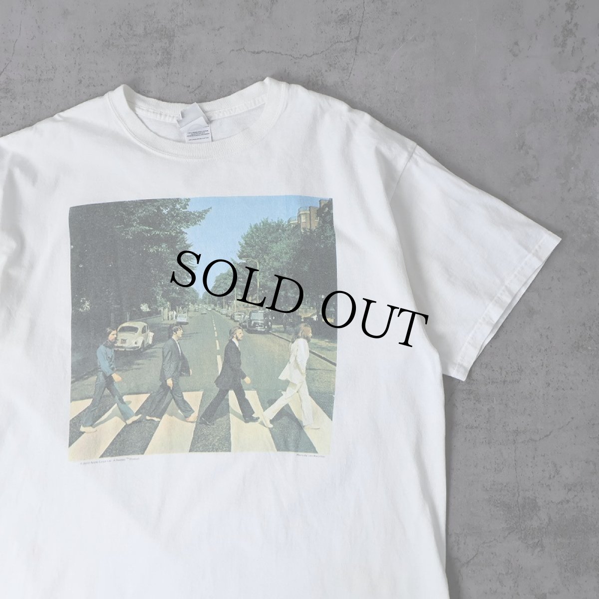 画像1: 2008 THE BEATLES "ABBEY ROAD" ロックバンドアルバムTシャツ XL (1)