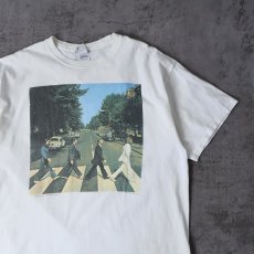 画像1: 2008 THE BEATLES "ABBEY ROAD" ロックバンドアルバムTシャツ XL (1)