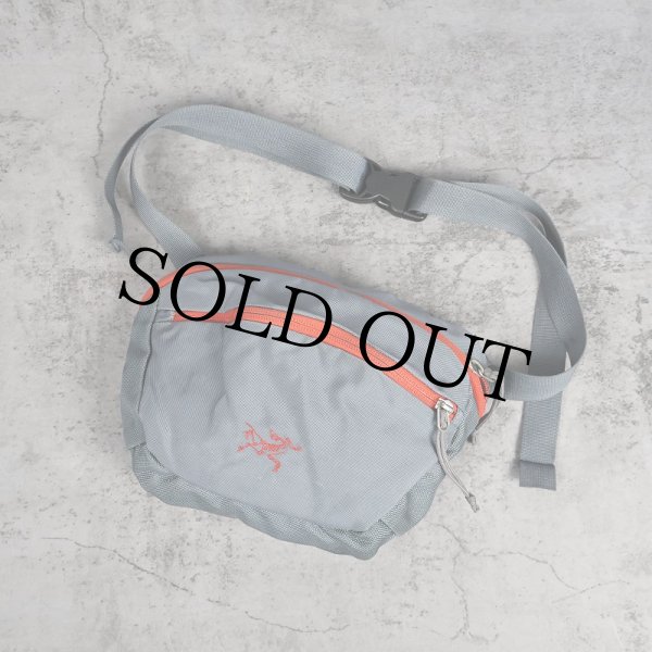 ビンテージ　ARC'TERYX アーバンファニー　カナダ製　グレー ビンテージ ARC'TERYX アーバンファニー カナダ製 グレー 2026年最新