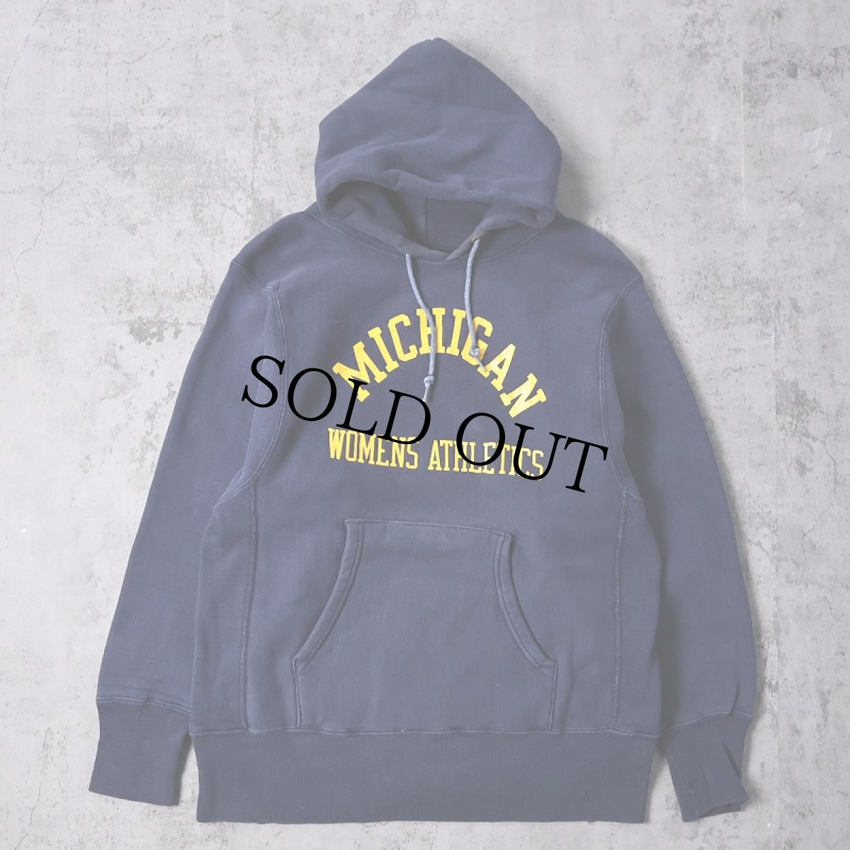 画像1: 70's Champion REVERSE WEAVE 青単色タグ USA製 "MICHIGAN WOMENS ATHLETICS" プリントスウェットフーディー S (1)