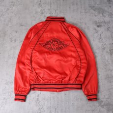 画像1: 80's NIKE 紺タグ "AIR JORDAN” ウィングロゴ 中綿入り ナイロンジャケット L (1)