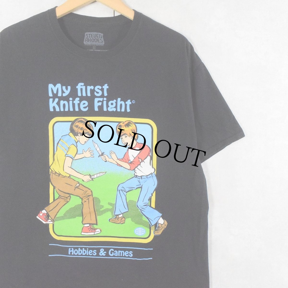 画像1: Steven Rhodes "My first Knife Fight" イラストプリントTシャツ BLACK L (1)