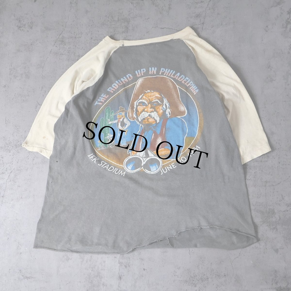 画像2: 80's "THE ROUND UP" パキ綿 ミュージックフェスティバル ラグランTシャツ (2)