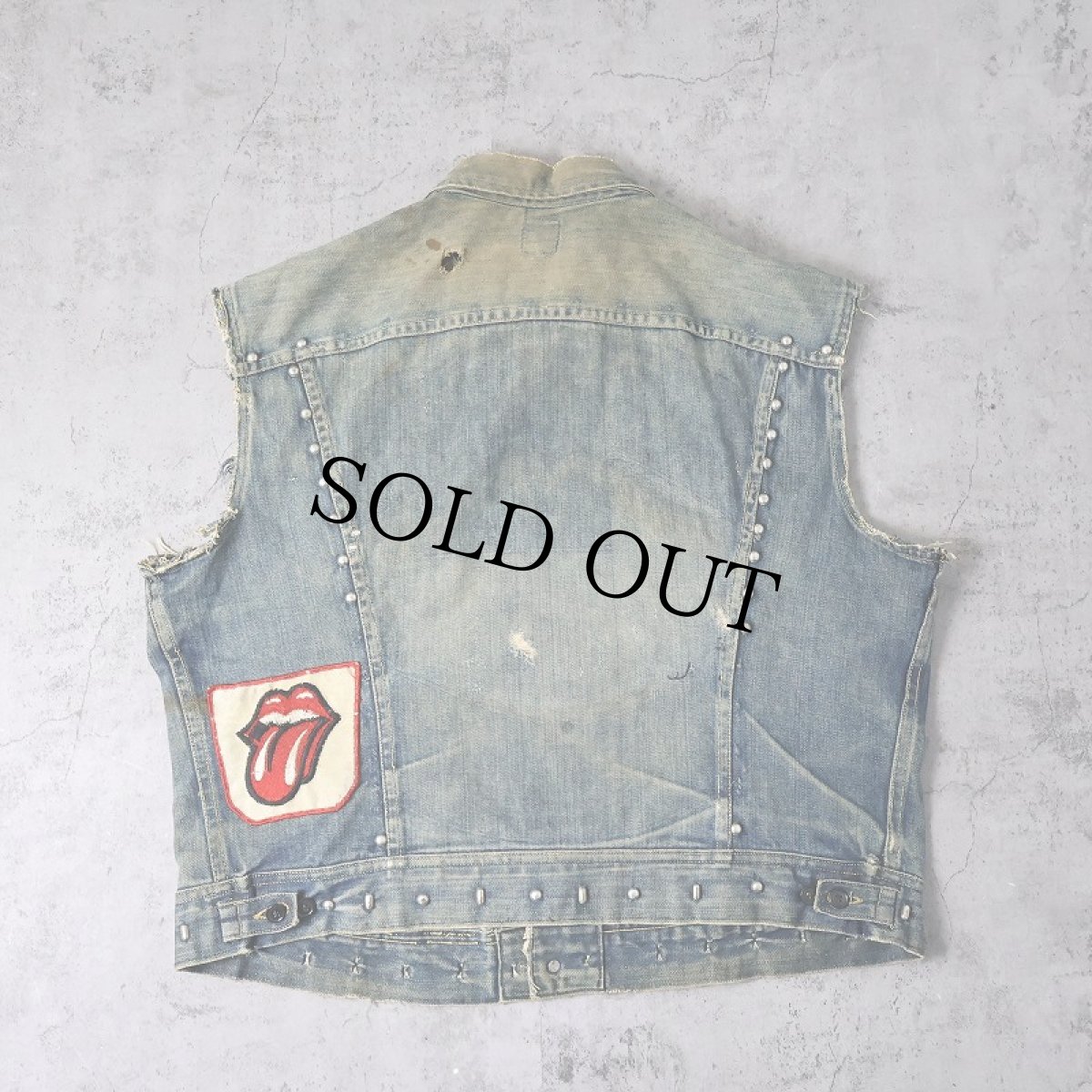 画像2: 70's Lee 101-J USA製 ワッペン×スタッズカスタム カットオフデニムベスト (2)