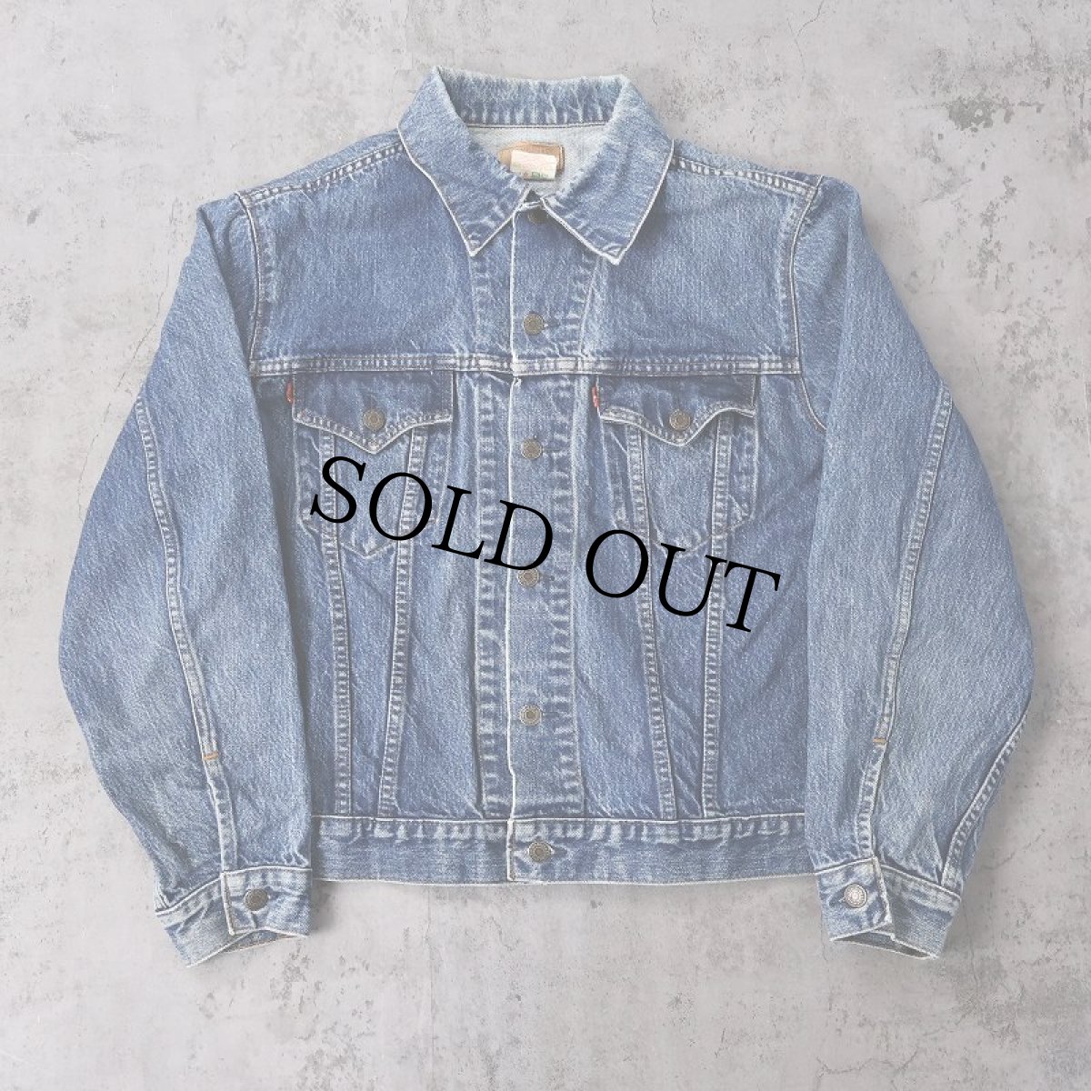 画像1: 90's Levi's CANADA製 "IRREGULAR TAB" デニムジャケット SIZE46 (1)