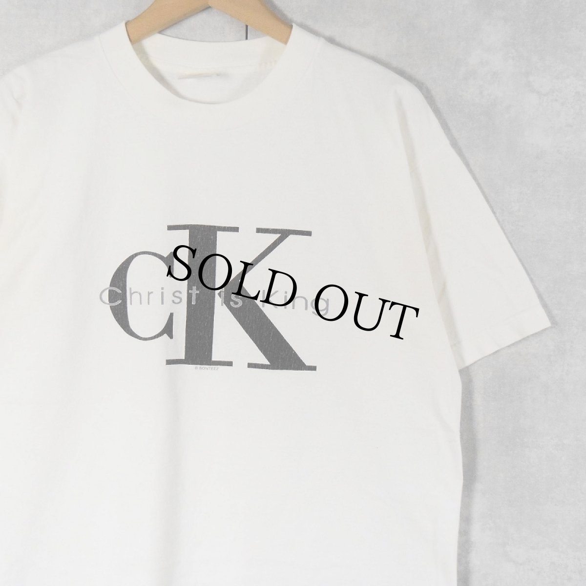 画像1: "Christ is King" ジーザスパロディプリントTシャツ  (1)
