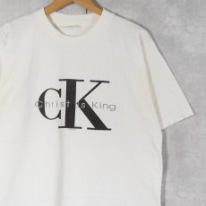 画像1: "Christ is King" ジーザスパロディプリントTシャツ  (1)