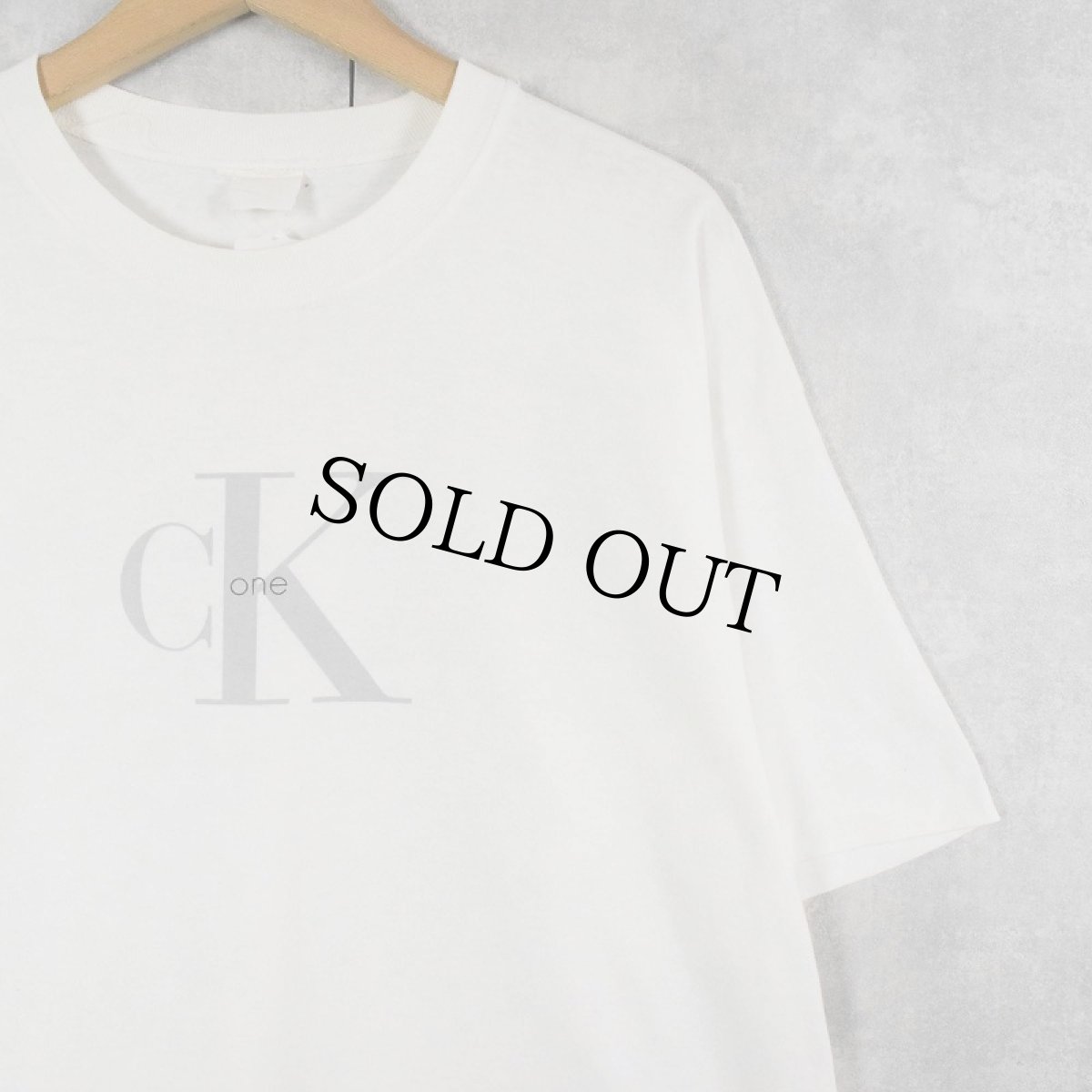 画像1: 90's Calvin Klein "CK ONE" フレグランスプリントTシャツ (1)