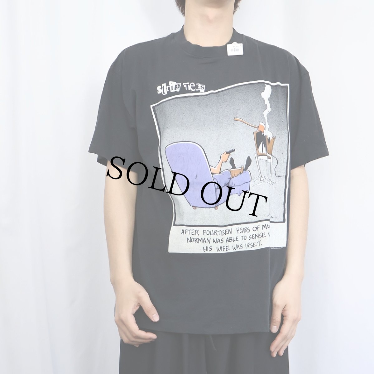 画像2: 90's USA製 "AFTER FOURTEEN YEARS OF MARRIAGE,..." シュールイラストプリントTシャツ XL (2)