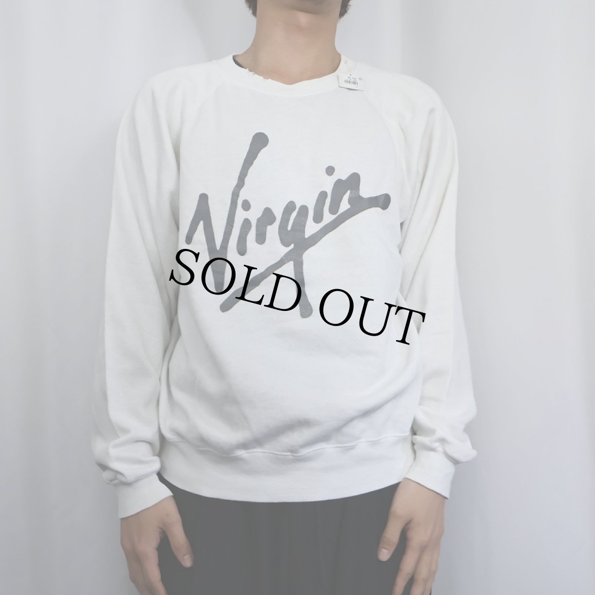 画像2: 80's Virgin Records USA製 ロゴプリントラグランスウェット L (2)