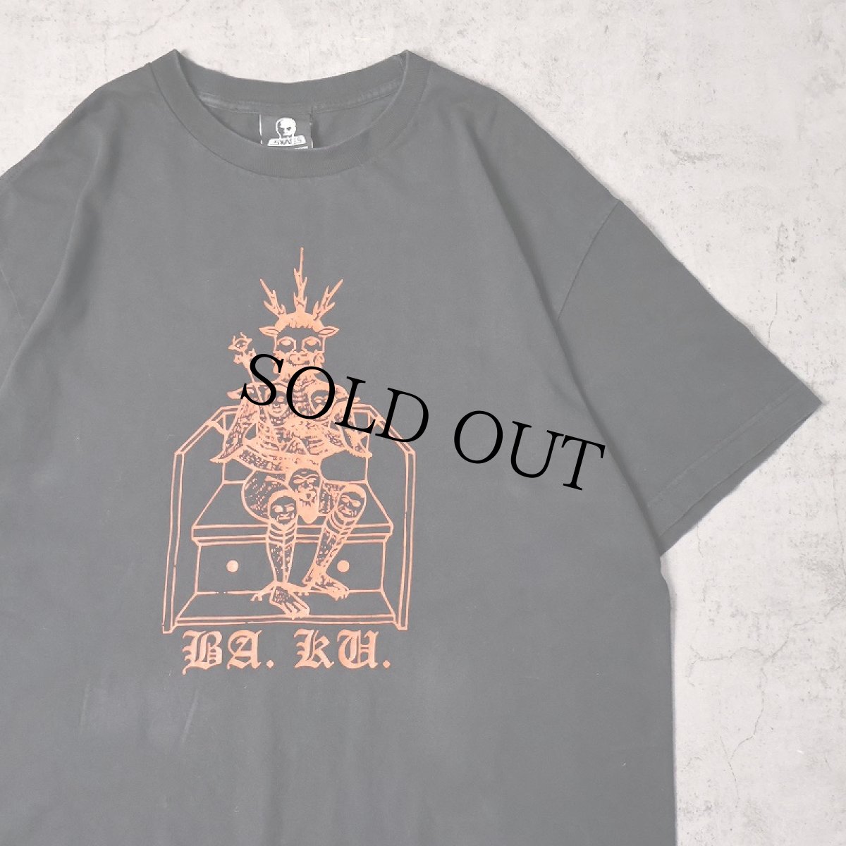 画像1: SKULL SKATES CANADA製 "BA. KU. Blood Throne" プリントTシャツ BLACK XL (1)