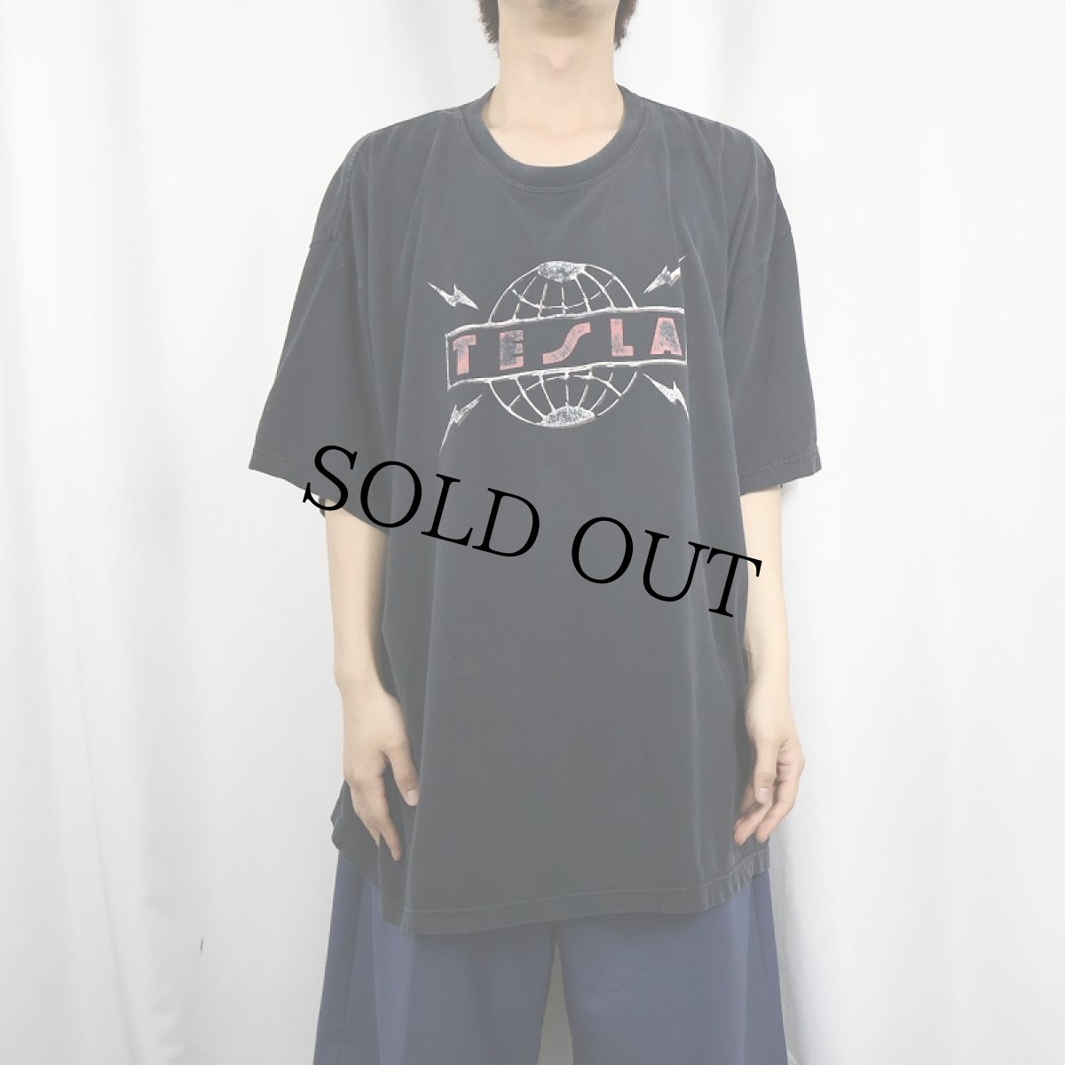 画像2: 2000's TESLA  ハードロックバンドツアーTシャツ BLACK (2)