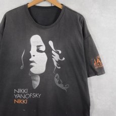 画像1: NIKKI YANOFSKY ジャズミュージシャンプリントTシャツ BLACK (1)