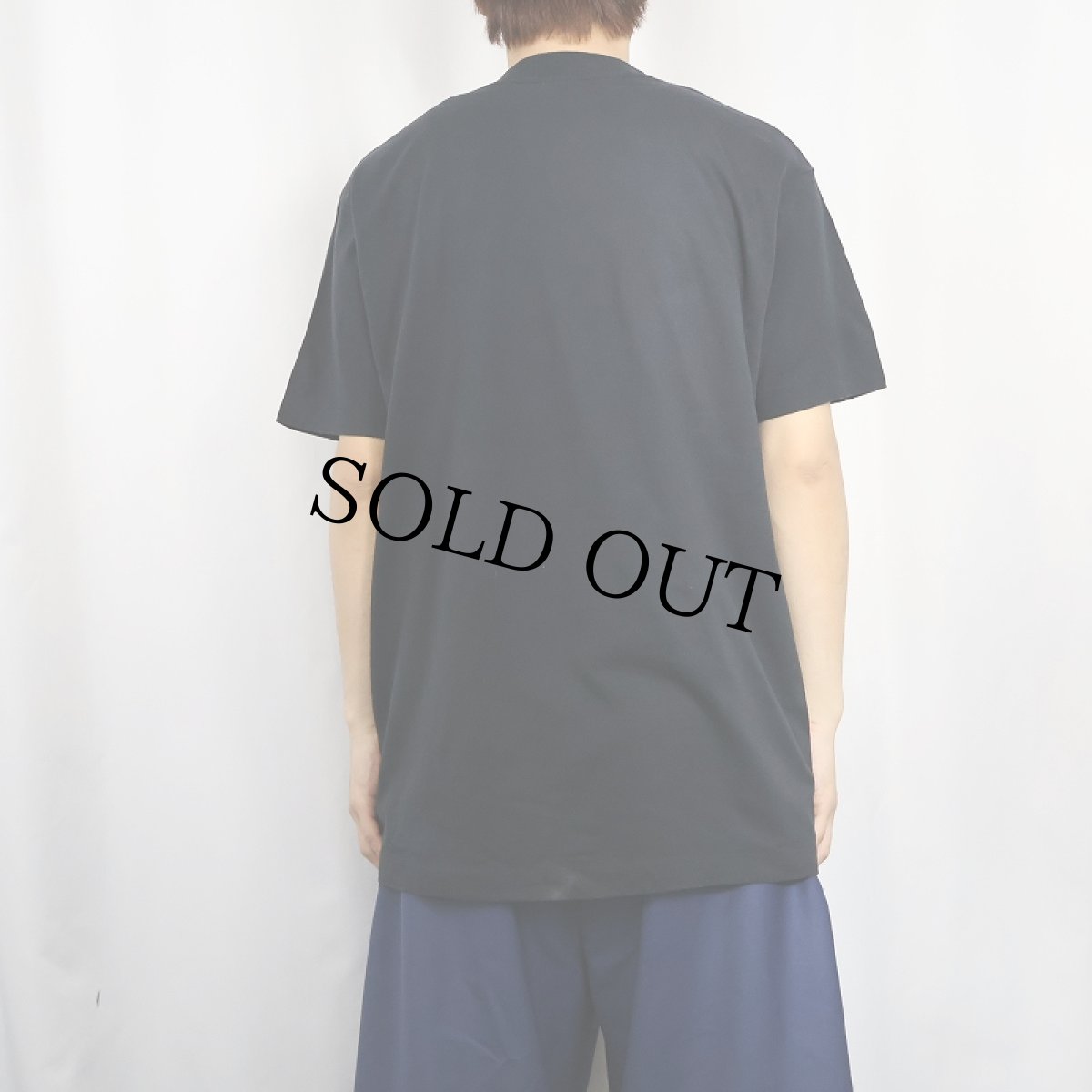 画像3: 80's RIVERTOWN TRADING CORP USA製 "EVERYONE HAS TO..." メッセージプリントTシャツ BLACK XL (3)