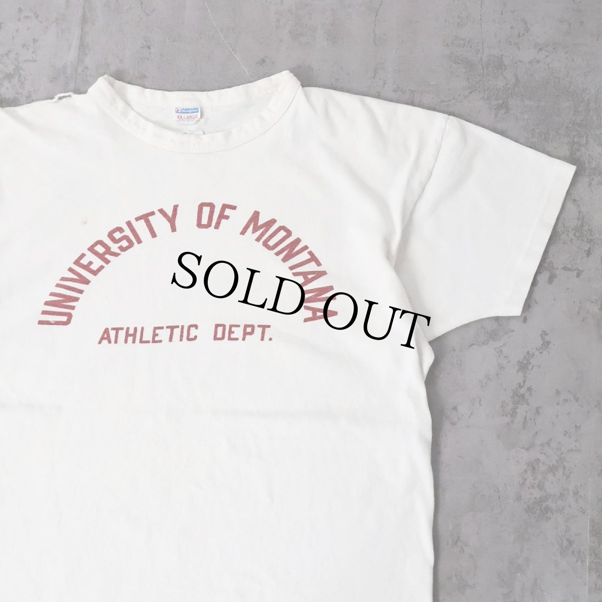 画像1: 70〜80's Champion バータグ USA製 "UNIVERSITY OF MONTANA ATHLETIC DEPT." 染み込みプリントTシャツ XXL (1)