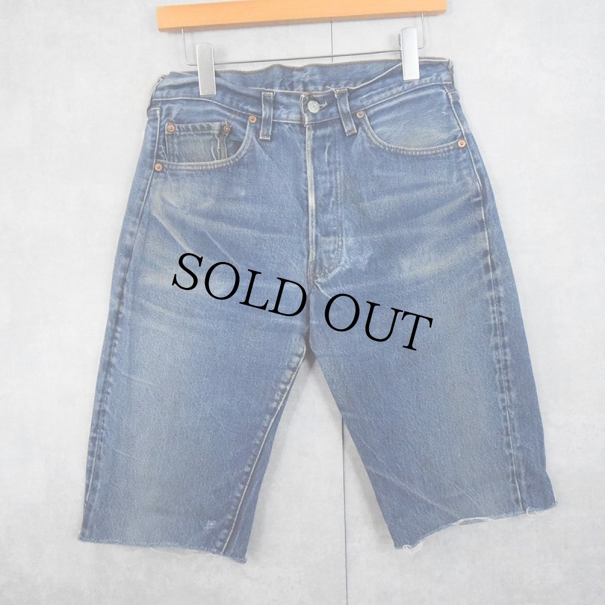画像1: 80's Levi's 1501-0117 USA製 内股シングル カットオフ デニムショーツ W31 (1)