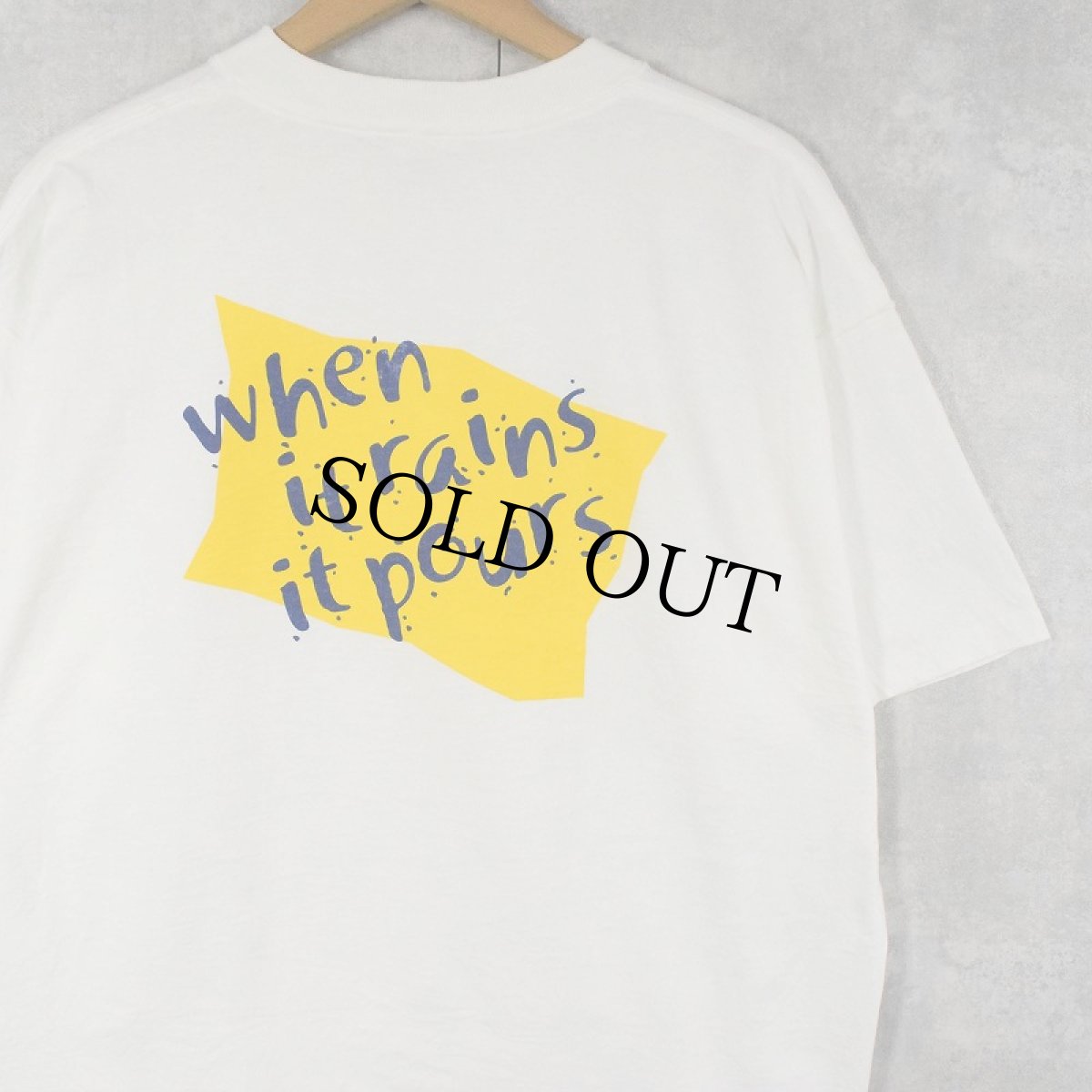 画像1: Morton Salt "when it rains it pours" 塩メーカープリントTシャツ XL (1)