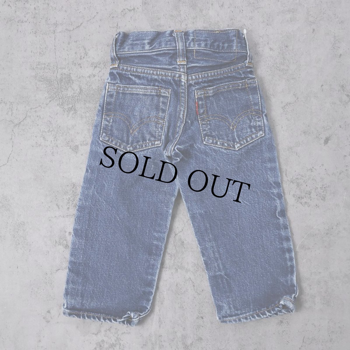 画像2: 60〜70's LEVI'S 302 BIGE デニムパンツ KIDS SIZE (2)