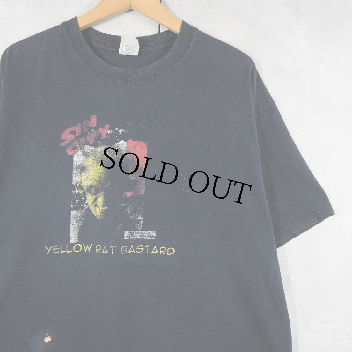 画像1: SIN CITY "YELLOW RAT BASTARO" クライムアクション映画プリントTシャツ NAVY XL (1)