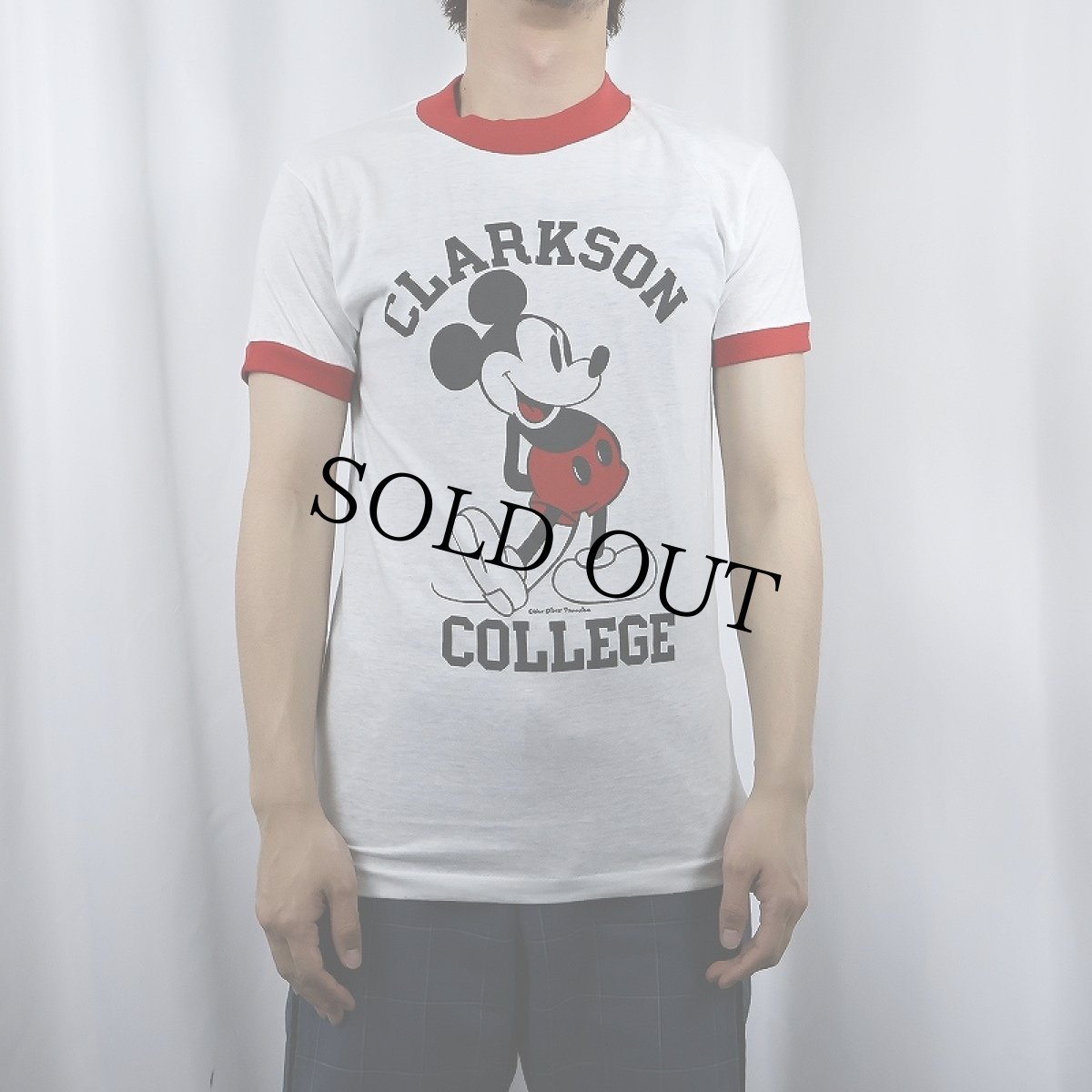 画像2: 80's MICKEY MOUSE USA製 "CLAKSON COLLEGE" キャラクタープリントリンガーTシャツ DEADSTOCK M (2)