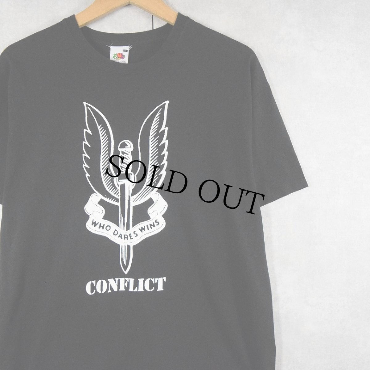 画像1: CONFLICT "WHO DARES WINS" パンクバンドTシャツ BLACK M (1)