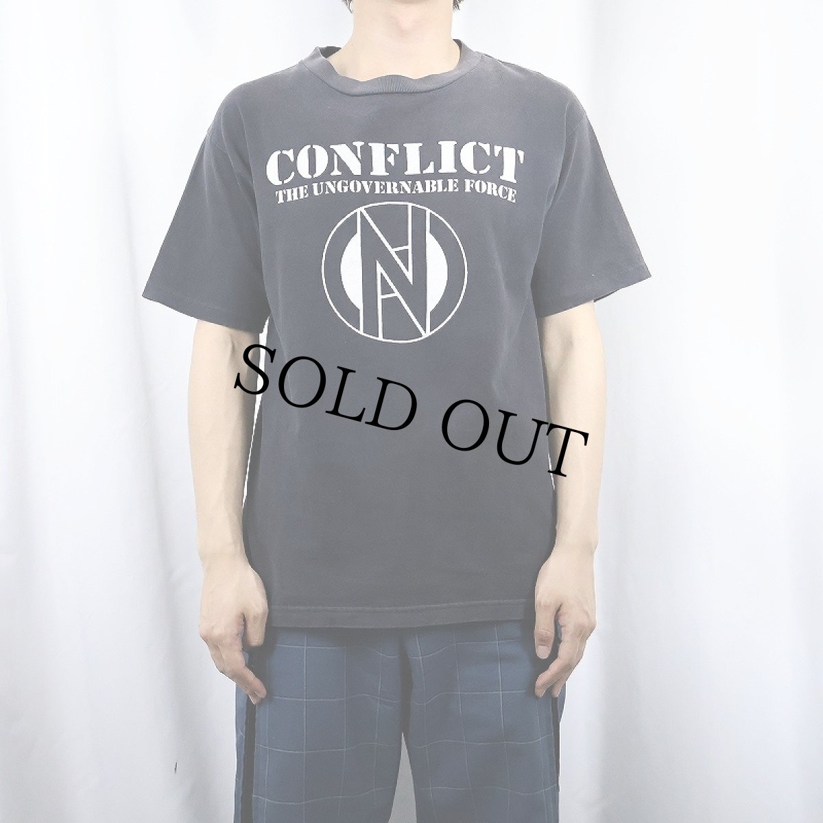 画像2: 【SALE】 90's CONFLICT USA製 "THE UNGOVERNABLE FORCE" パンクバンドTシャツ BLACK M (2)