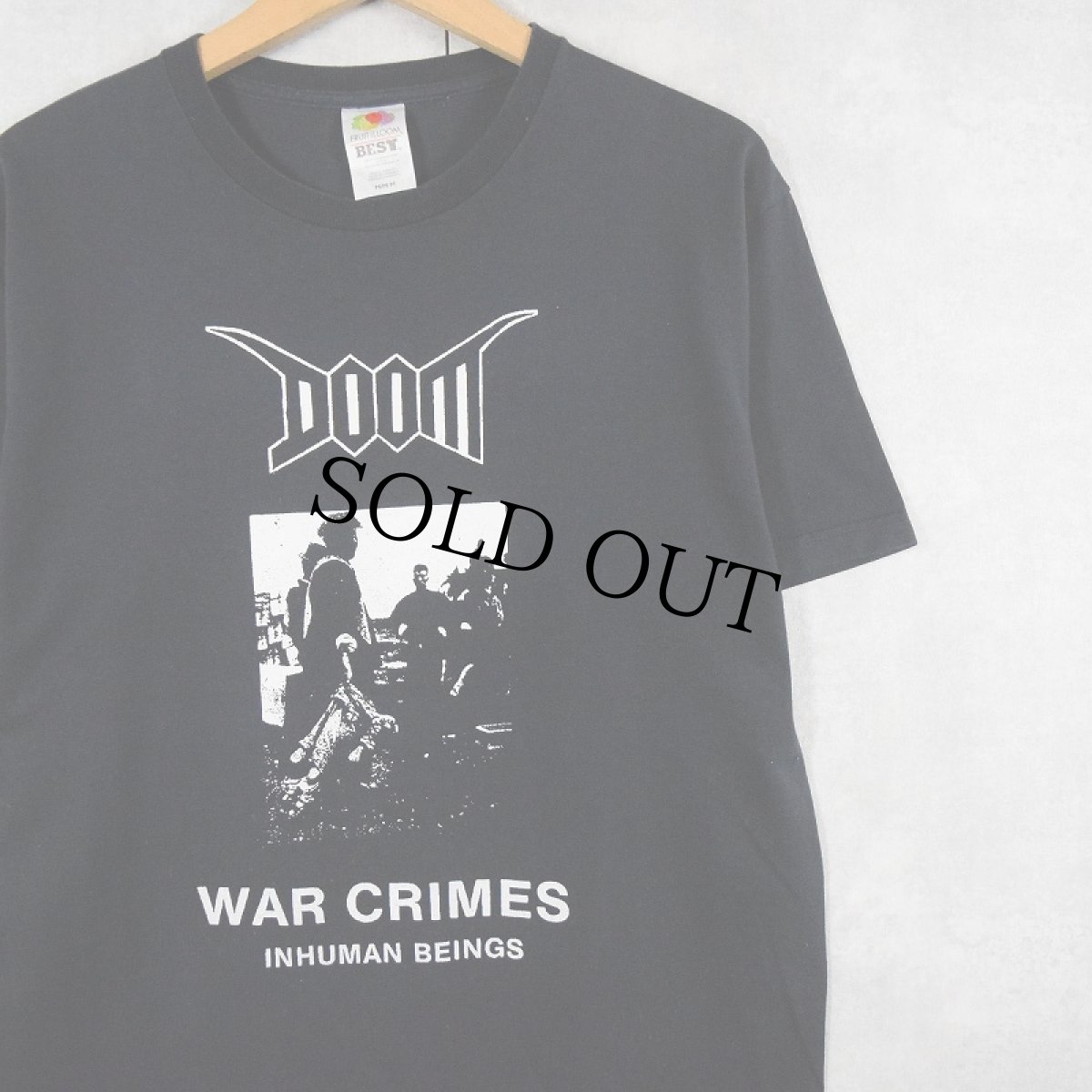 画像1: DOOM "WAR CRIMES" ハードコアバンドアルバムプリントTシャツ BLACK M (1)