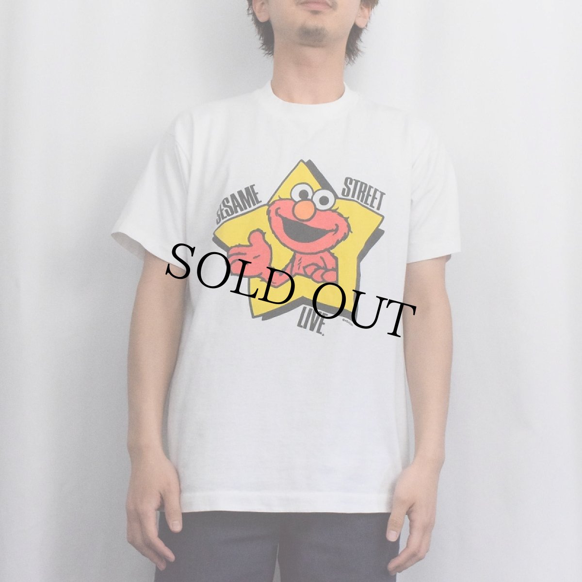画像2: 90's ELMO USA製 "SESAME STREET LIVE" キャラクタープリントTシャツ L (2)