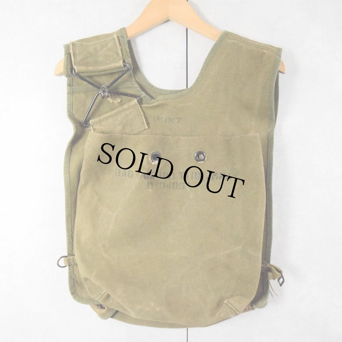 画像1: 40's WWII U.S.ARMY Ammunition Carrying Bag M2 (1)