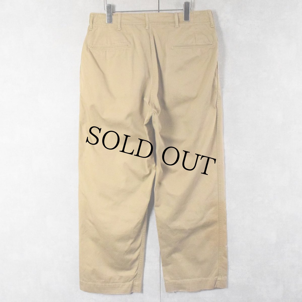 画像2: 40's U.S.ARMY "43カーキ" M-1943 チノトラウザーズ W33 (2)