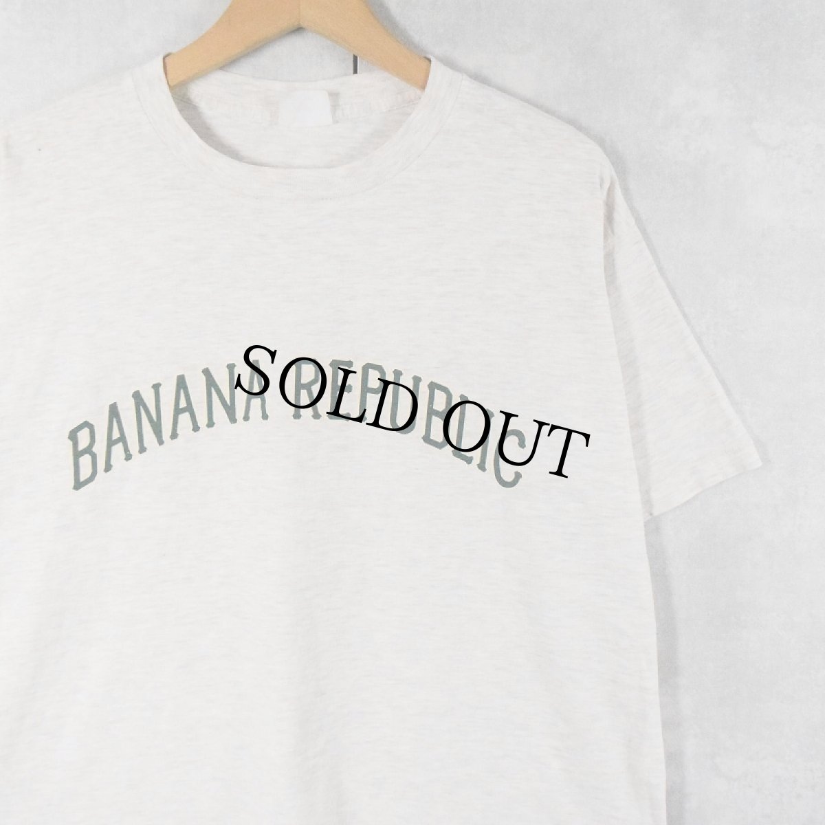 画像1: 90's BANANA REPUBLIC ロゴプリントTシャツ (1)
