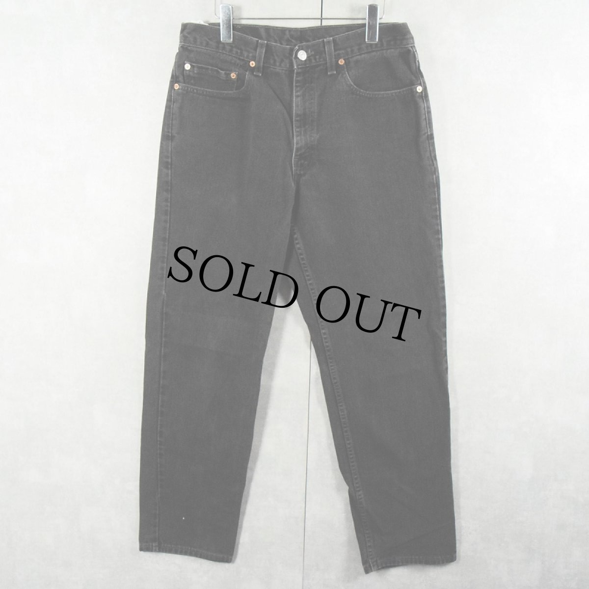 画像1: 2000's Levi's 550 RELAXED FIT USA製 "サルファブラック" ブラックデニムパンツ W34 (1)