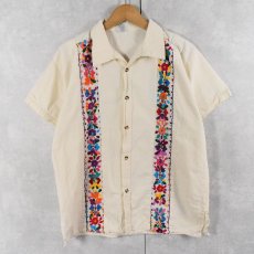画像1: 花柄刺繍 コットンキューバシャツ M (1)