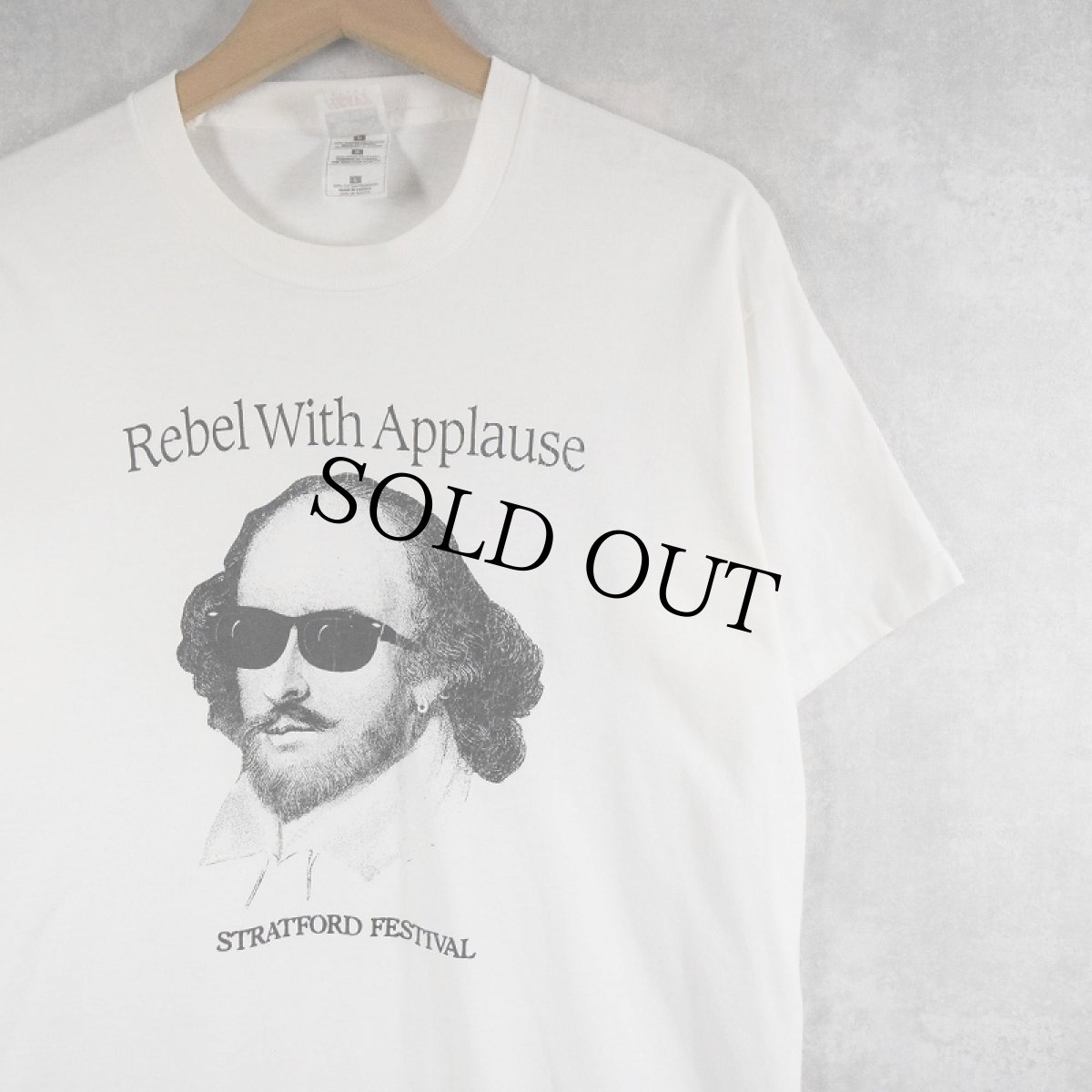 画像1: 90's William Shakespeare CANADA製 "STRATFORD FESTIVAL" 作家プリントTシャツ L (1)
