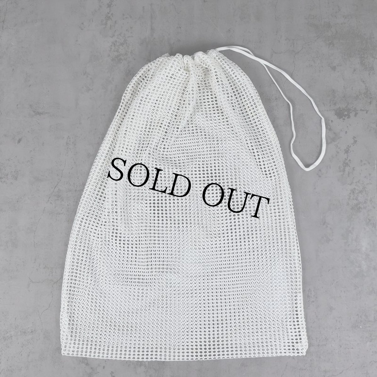 画像2: BRITISH ARMY メッシュランドリーバッグ (2)