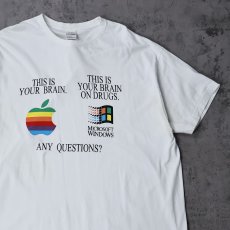 画像1: Apple×Microsoft "ANY QUESTIONS?" ロゴプリントTシャツ XXL (1)
