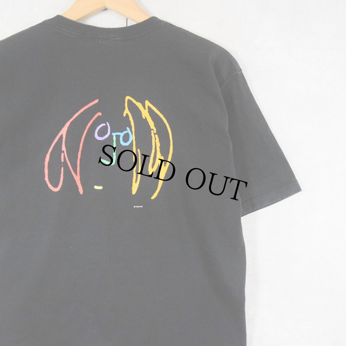 画像1: YOKO ONO "JOHN LENNON" ミュージシャンアートプリントTシャツ BLACK (1)