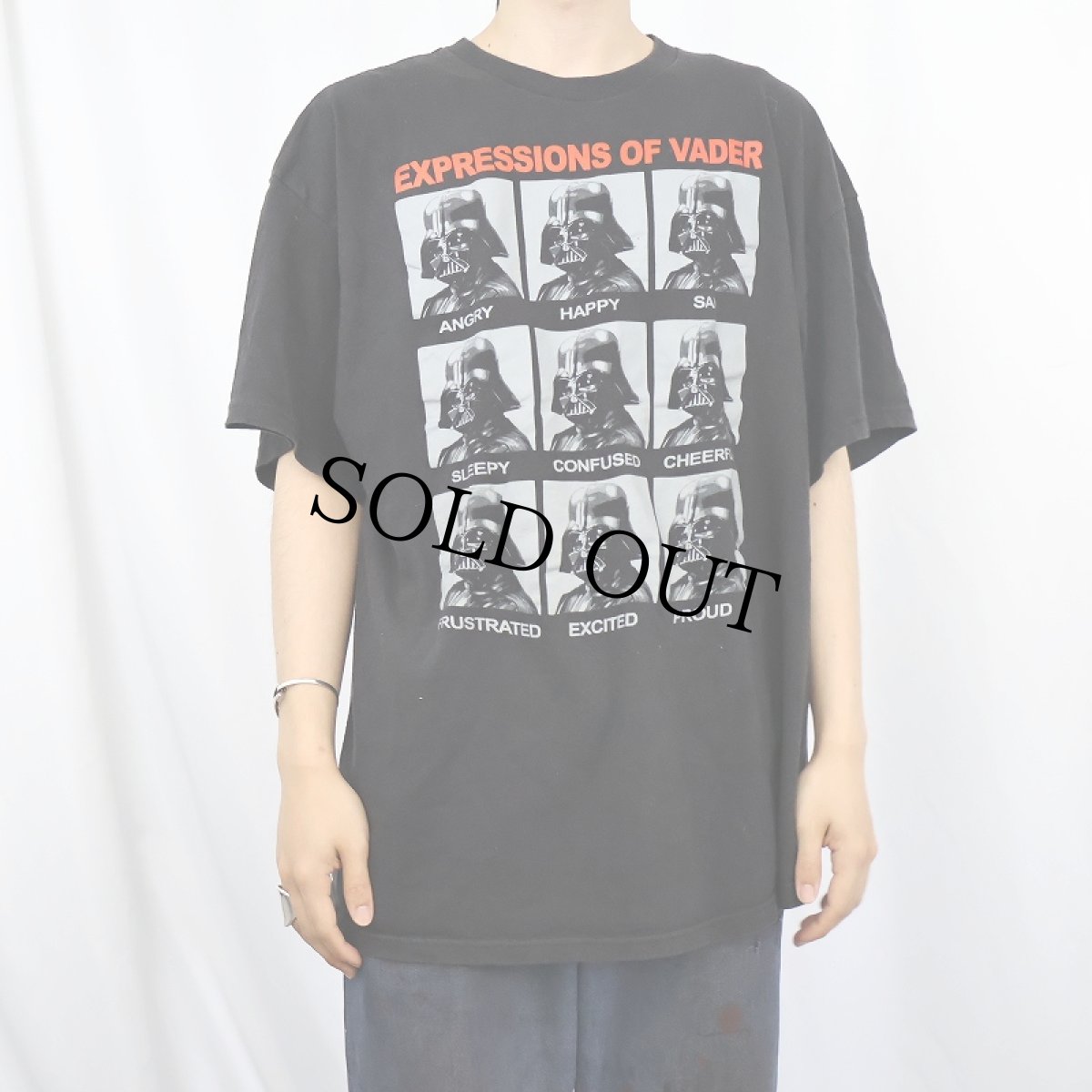 画像2: STAR WARS "EXPRESSIONS OF VADER" キャラクタープリントTシャツ BLACK 2X (2)