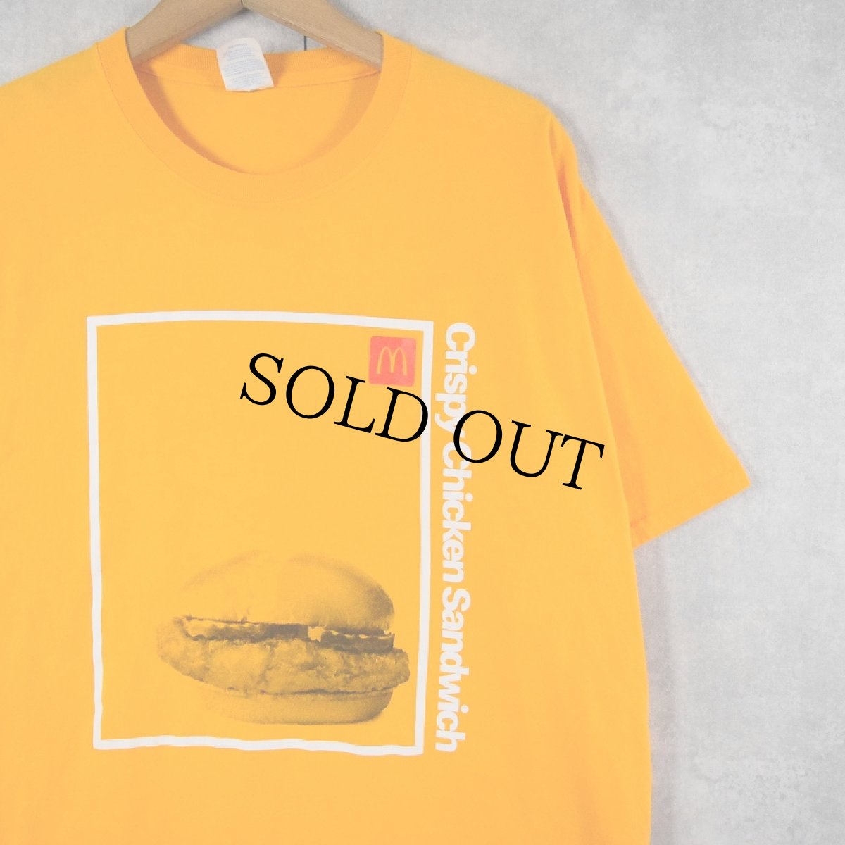 画像1: McDonald's "Crispy Chicken Sandwich" ハンバーガーショップ プリントTシャツ XL (1)