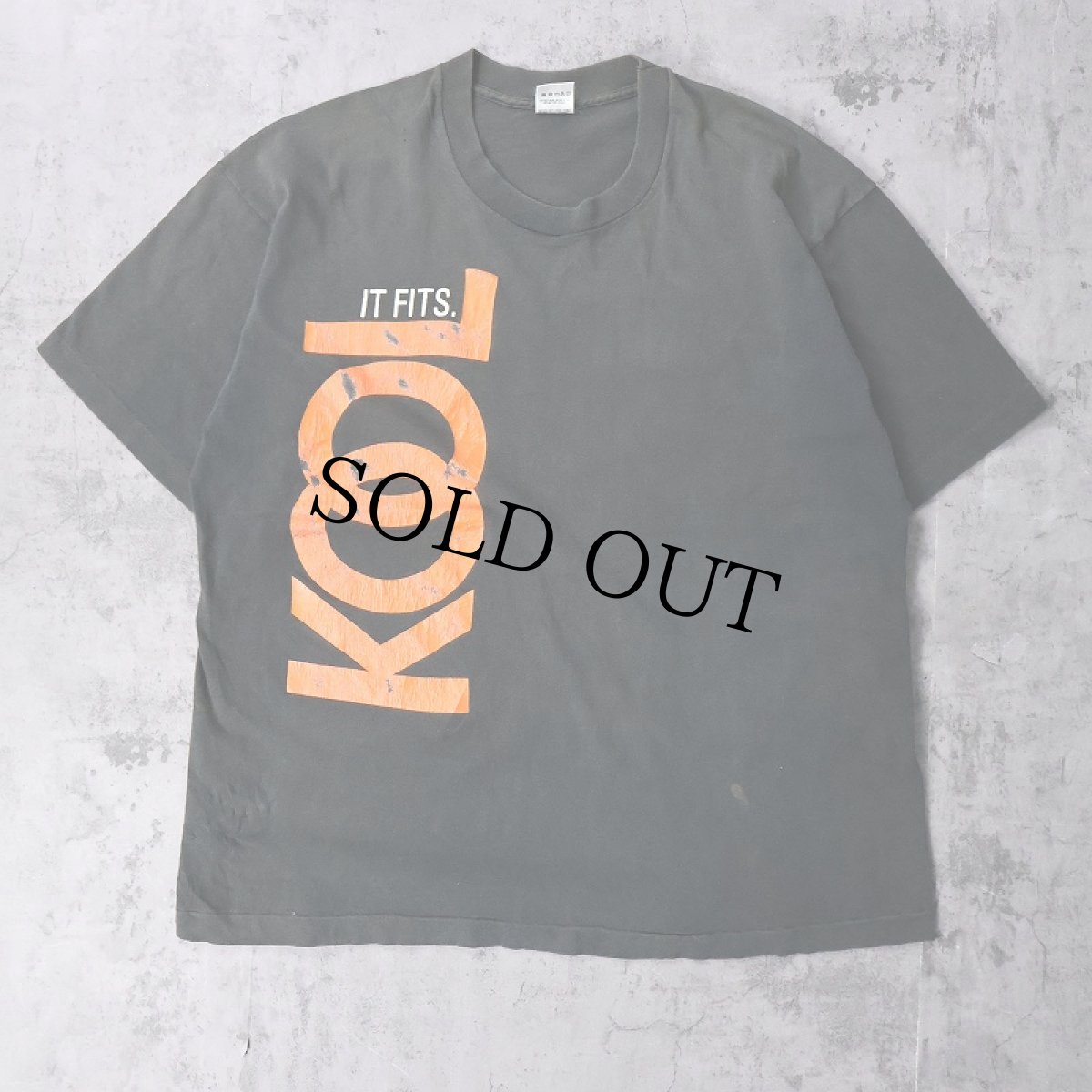 画像1: 90's KOOL USA製 たばこメーカー ロゴプリントTシャツ BLACK XL (1)
